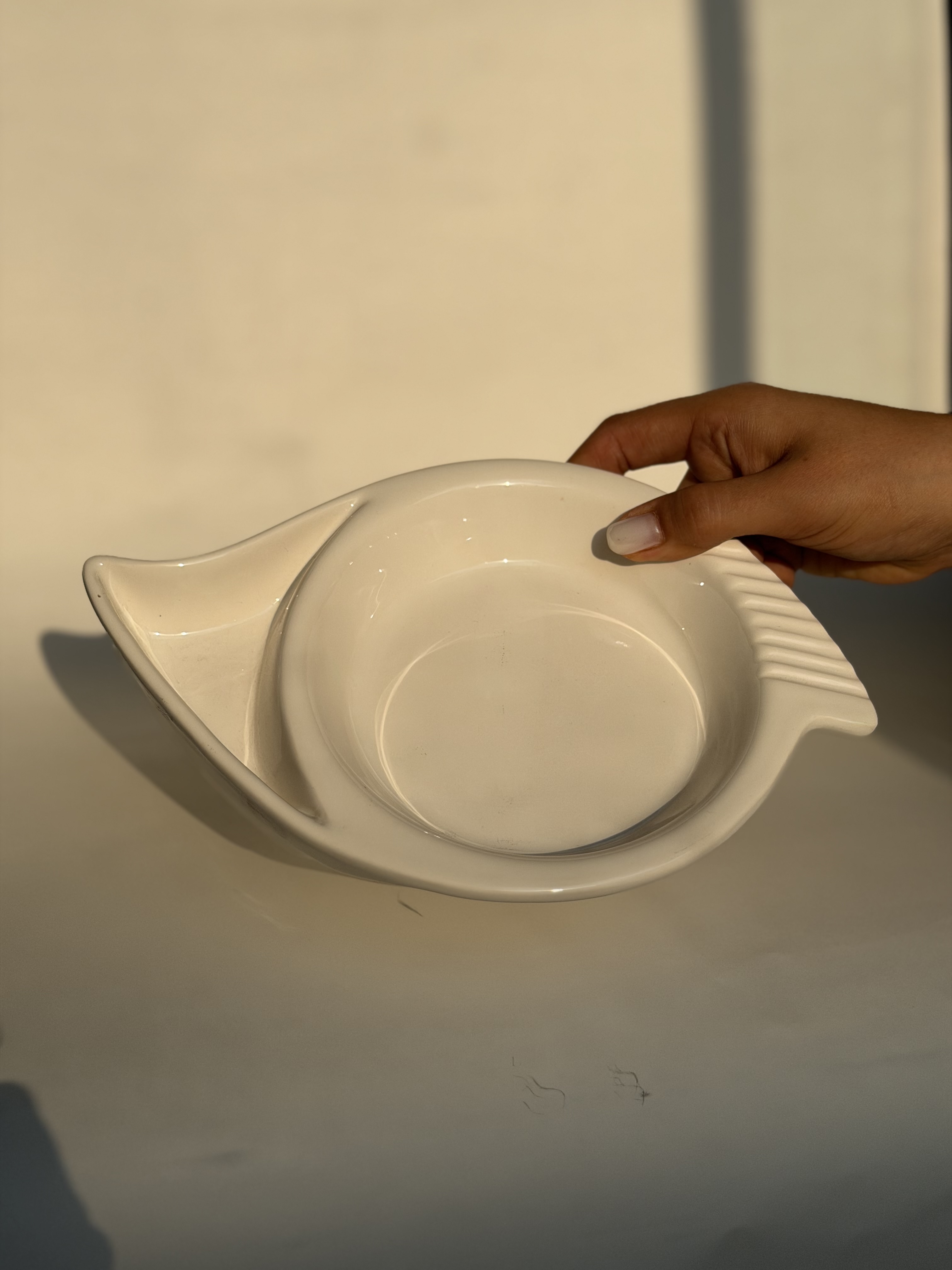 اردوخوری سرامیک سفید طرح مدرن ظرف سرو مزه و تنقلات
