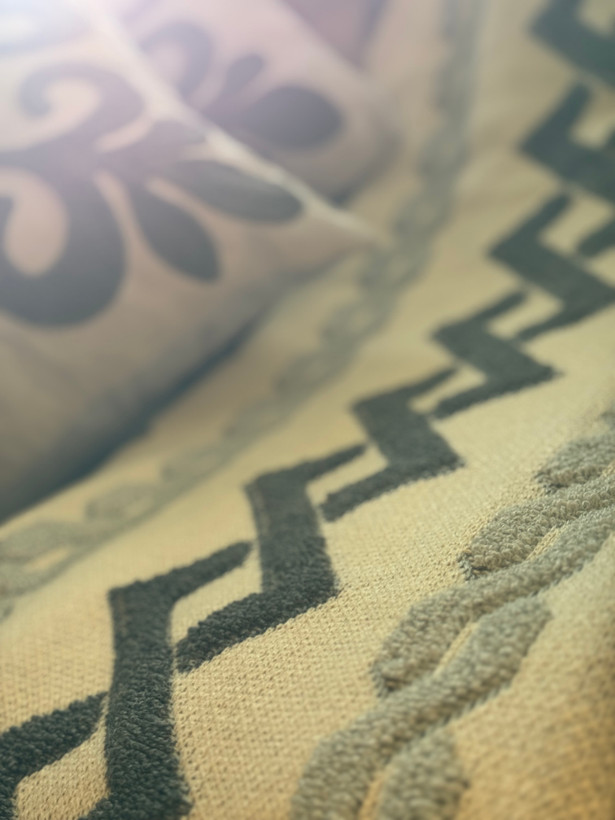 شال مبل پانچ طرح زنجیری
