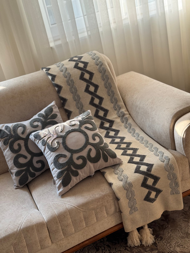 شال مبل پانچ طرح زنجیری