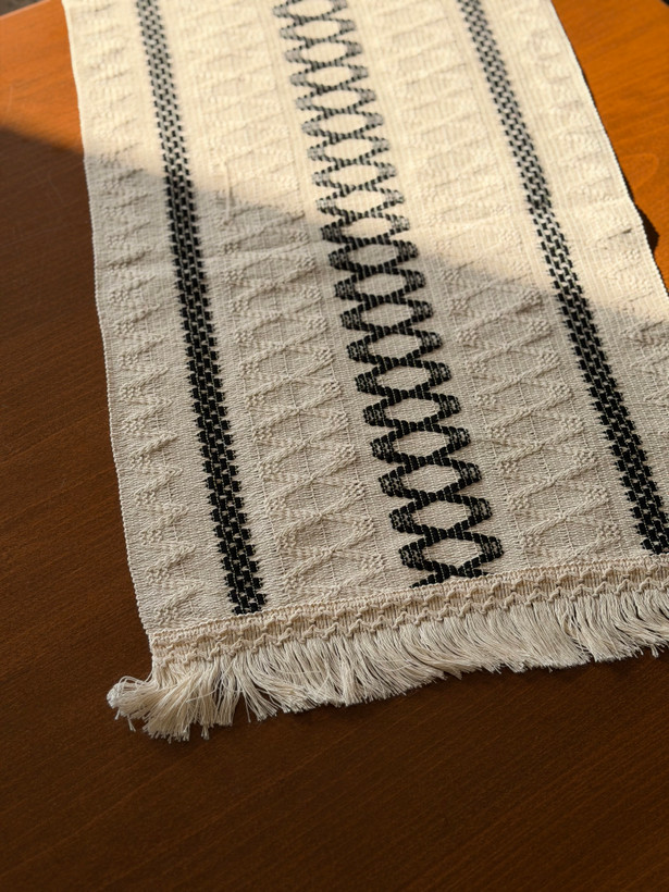 رانر رومیزی مینیمال